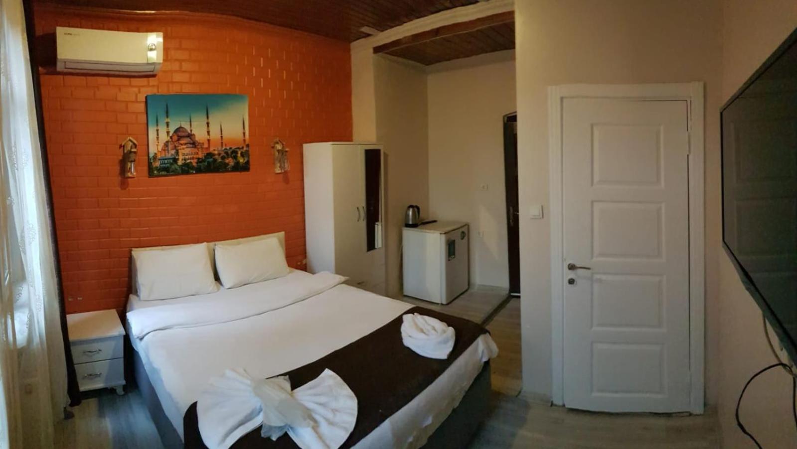 Taksim Bricktown Suite Istanbul Exteriör bild