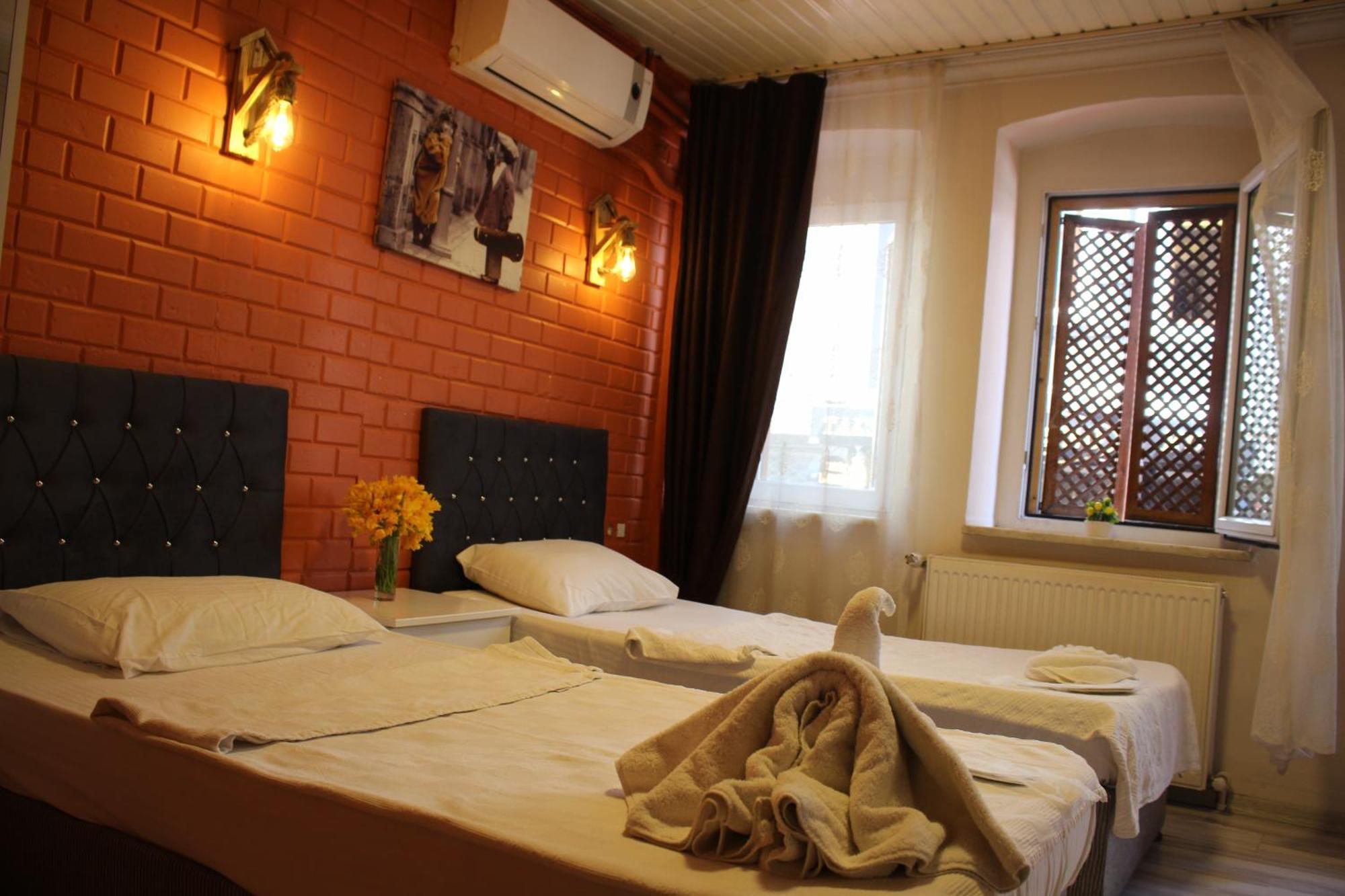 Taksim Bricktown Suite Istanbul Exteriör bild